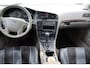 Volvo V70 2.4 Comfort Line Stoelverwarming, Cruise control, Trekhaak (Technisch goed staat),