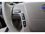 Volvo V70 2.4 Comfort Line Stoelverwarming, Cruise control, Trekhaak (Technisch goed staat),