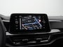 Volkswagen T-Roc 1.5 TSI 150 pk DSG R-Line | Panoramadak | Trekhaak | IQ Light | Achteruitrijcamera | Stoelverwarming