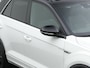 Volkswagen T-Roc 1.5 TSI 150 pk DSG R-Line | Panoramadak | Trekhaak | IQ Light | Achteruitrijcamera | Stoelverwarming