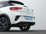 Volkswagen T-Roc 1.5 TSI 150 pk DSG R-Line | Panoramadak | Trekhaak | IQ Light | Achteruitrijcamera | Stoelverwarming