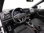 Volkswagen T-Roc 1.5 TSI 150 pk DSG R-Line | Panoramadak | Trekhaak | IQ Light | Achteruitrijcamera | Stoelverwarming