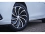 Volkswagen Golf Variant 1.0 eTSI Life Automaat | TREKHAAK | CARPLAY | COMFORT STOEL |