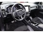 Volvo XC40 1.5 T5 Recharge Inscription (BTW AUTO), Panoramadak, Navigatie, Apple Carplay, Auto pilot, Harman/Kardon, Stoel- en stuurverwarming