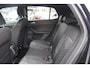 Volkswagen T-Cross 1.5 TSI R-Line 2x Automaat/Navigatie/Virtual cockpit/Adaptive cruise control/Achteruitrijcamera/Parkeersensoren rondom/Apple carplay/Stoelverwarming/Climate control/IQ light/DAB/Draadloze telefoonlader.