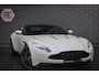Aston Martin DB11 5.2 V12 | B&O 3D AUDIO | SUÉDE HEMELBEKLEDING | STOELKOELING/VERWARMING | MORNING FROST PEARL METALLIC AML SPECIAL PAINT