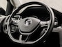 Volkswagen Golf 1.4 TSI Sportline Automaat (NAVIGATIE, CLIMATE, DYNAMISCHE KNIPPERLICHTEN, SPORTSTOELEN, LM VELGEN, ALCANTARA, LEDER STUURWIEL, PARKEERSENSOREN, GETINT GLAS, CRUISE, NIEUWSTAAT)