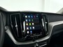 Volvo XC60 T6 Plug-in hybrid AWD Plus Dark | Panoramadak | 360° camera | Stoel- en Stuurverwarming | Trekhaak