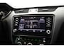 Skoda Octavia COMBI 1.0 TSI Ambition Business [ Navi Trekhaak Stoelverwarming ]