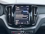 Volvo XC60 2.0 T8 456PK Plug-in hybrid AWD Ultra Black Edition Orig.NL Pano HUD Memory Carplay Trekhaak Harman/Kardon