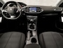 Peugeot 308 1.2 PureTech Sport (PANORAMADAK, GROOT NAVI, PARKEERSENSOREN, GETINT GLAS, SPORTSTOELEN, CRUISE, ELEK PAKKET, NIEUWE APK, NIEUWSTAAT)