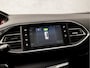 Peugeot 308 1.2 PureTech Sport (PANORAMADAK, GROOT NAVI, PARKEERSENSOREN, GETINT GLAS, SPORTSTOELEN, CRUISE, ELEK PAKKET, NIEUWE APK, NIEUWSTAAT)