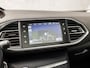 Peugeot 308 1.2 PureTech Sport (PANORAMADAK, GROOT NAVI, PARKEERSENSOREN, GETINT GLAS, SPORTSTOELEN, CRUISE, ELEK PAKKET, NIEUWE APK, NIEUWSTAAT)