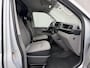 Volkswagen Transporter 2.0 TDI L2H1 150 Pk / 2.500 kg Trekgewicht / Standkachel / Dealer Onderhouden / Navigatie / Apple Carplay & Android Auto / Parkeersensoren voor en Achter / DAB / Armsteun /
