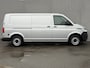 Volkswagen Transporter 2.0 TDI L2H1 150 Pk / 2.500 kg Trekgewicht / Standkachel / Dealer Onderhouden / Navigatie / Apple Carplay & Android Auto / Parkeersensoren voor en Achter / DAB / Armsteun /