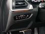 BMW 3-Serie Touring 330d Business Edition Plus M-pakket / Schuifdak / Carplay / ACC / Leder