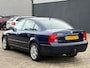 Volkswagen Passat 2.3 V5 LEER AUTOMAAT CLIMA CRUISE PDC TREKHAAK