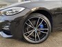 BMW 3-Serie 330e M Sport High Executive / Automaat / NL-Auto / 55.000 Km / Dealer-Onderhouden / Vol-Leder / Schuif-Kanteldak / Head-Up Display / Digitaal Dashboard / LED / DAB / Apple-Carplay&Android-Auto / Navi / Rondom Camera's / Stuur+Stoelverwarming / Flippers / Cruise-Control / Climate-Control / ELKTR-Pakket / PDC / LMV 19'' / ENZ.