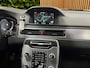 Volvo V70 2.0 T4 Inscription Edition | Adaptive Cruise | Stuur/stoelverwarming | Trekhaak | Xenon