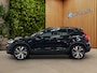 Volvo XC40 Recharge P8 AWD R-Design | Trekhaak | Camera | Panoramadak | Stuur/stoelverwarming | Pilot Assist