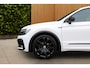 Volkswagen Tiguan 1.5 TSI ACT Highline Business R | Panoramadak | CarPlay | Stoelverwarming | Adaptive Cruise | Camera | 20" Velgen