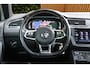 Volkswagen Tiguan 1.5 TSI ACT Highline Business R | Panoramadak | CarPlay | Stoelverwarming | Adaptive Cruise | Camera | 20" Velgen
