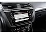 Volkswagen Tiguan 2.0 TSI 4Motion Highline Pano LED Trekh HU