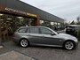 BMW 3-Serie Touring 320d Efficient Dynamics Edition Luxury Line Sportstoelen Navigatie PDC Cruise Xenon Trekhaak