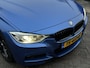 BMW 3-Serie Touring 330d xDrive High Executive M Pakket Adaptieve Cruise Control Sportstoelen Xenon Stoelverwarming Trekhaak 18''LM