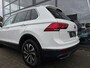 Volkswagen Tiguan 1.5 TSI AST ACTIVE | Pano