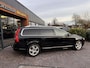 Volvo V70 3.2 Momentum youngtimer Leer Navi Memory