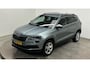 Skoda Karoq 1.5 TSI ACT Style Business automaat benzine navigatie cruisecontrole parkeersensoren stoelverwarming led trekhaak