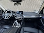 BMW 5-Serie Touring 520d High Executive | Panoramadak | Luxury line | 360 Camera | Head-up Display