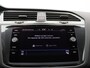 Volkswagen Tiguan 1.4 TSI eHybrid Elegance 245PK DSG Pano-Schuifdak, Keyless, Trekhaak, Achteruitrijcamera, 18" LM Velgen, Matrix LED-Verlichting, Side Assist