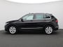 Volkswagen Tiguan 1.4 TSI eHybrid Elegance 245PK DSG Pano-Schuifdak, Keyless, Trekhaak, Achteruitrijcamera, 18" LM Velgen, Matrix LED-Verlichting, Side Assist