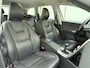 Volvo XC60 D3 Polar+ / Lederen bekleding / Stoelverwarming / Elektr. verstelbare stoel / Trekhaak / All-season banden /