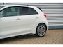 Kia Rio GT line Camera Navigatie Cruise Stuurverw. Stoelverw. Climate Control