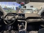 Peugeot 3008 1.2 PureTech Première | TREKHAAK | ALL WEATHER BANDEN | NAVI | CARPLAY | LMV |