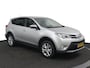 Toyota RAV4 2.0 Executive Business 4WD | Trekhaak 2000 KG Trekvermogen | Lederen Bekleding | Navigatie | Keyless Entry |