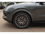 Porsche Cayenne 3.0 E-Hybrid / SOH 93,5%  / Trekhaak / Panoramadak / 360Camera / Head-up / 21'' / Keyless / Bose / Sportchrono / Softclose / Stuurverwarming / Leder / Cruise Control