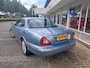 Jaguar XJ 3.0 V6 AUTOMAAT,zuinig+slechts 1500 kg.