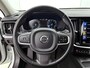 Volvo V60 2.0 B3 Momentum Advantage | Adaptive cruise | 19" | Leder | Stoe