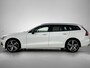 Volvo V60 2.0 B3 Momentum Advantage | Adaptive cruise | 19" | Leder | Stoe