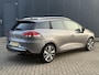 Renault Clio Estate 1.2 Iconic / Stoelverwarming / Cruise Control / Navigatie / Bluetooth / All Season Banden /