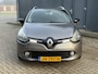 Renault Clio Estate 1.2 Iconic / Stoelverwarming / Cruise Control / Navigatie / Bluetooth / All Season Banden /