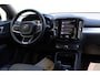 Volvo XC40 T4 Core Recharge Plug-In Hybrid Zwarte Hemel l Lane Assist