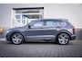Volkswagen Tiguan 1.5 TSI R-Line Business+ | Achteruitrijcamera | Elektrisch glazen panorama-dak | Geheugenfunctie aan bestuurderskant