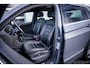 Volkswagen Tiguan 1.5 TSI R-Line Business+ | Achteruitrijcamera | Elektrisch glazen panorama-dak | Geheugenfunctie aan bestuurderskant
