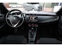 Alfa Romeo Giulietta 1.4 T Sprint, 170Pk, Automaat, 100% onderhouden, 17 inch Lichtmetaal, Cruise, Clima, Parkeersensoren, Licht/Regensensor, Isofix, Dimm. binnenspiegel