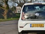 Volkswagen Up! 1.0 BMT high up! | stoelverwarming | all-season-banden